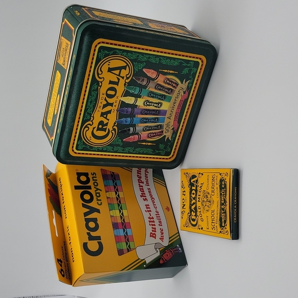 90th anniversary (1993) Crayola Tin - Picture 2 of 7